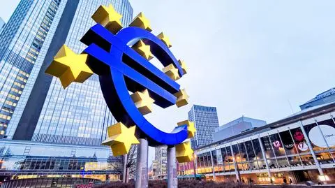 "200 miliardów złotych czeka na Polskę w Brukseli"? Policzyliśmy, ile dokładnie