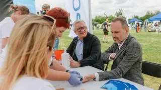 Krzysztof Hetman z prezydentem Poznania Jackiem Jaśkowiakiem podczas pikniku Poznań w formie