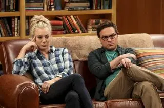 Kaley Cuoco i Johnny Galecki, "Teoria wielkiego podrywu"