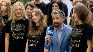 Piotr Marciniak zaśpiewał na urodzinach TVN24 kołysankę