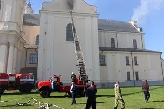 Pożar w kościele Matki Bożej w Budsławiu