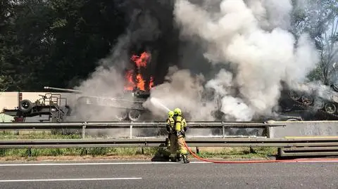 Jedna z lawet miała gwałtowanie zahamować, wtedy najechała na nią druga