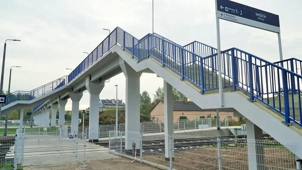 Przebudowany dworzec w Hajnówce
