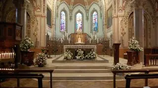 Wnętrze kościoła św. Franciszka, którym opiekują się siostry