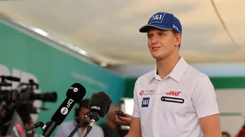Kierowca w jednym zespole, rezerwowy w innym. Schumacher w podwójnej roli