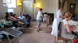 Przez weekend wrocławianie mogli oddać krew w ramach akcji „Nie ma wakacji bez donacji”, zorganizowanej przez Regionalne Centrum Krwiodawstwa i Krwiolecznictwa we Wrocławiu.