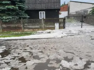 Opady gradu w Łosieńcu