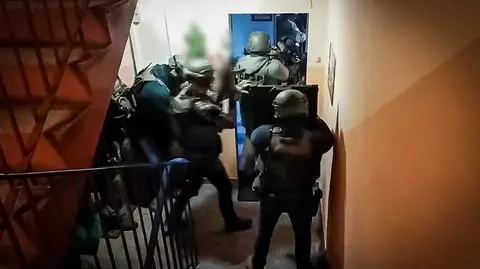 "Złamali świadkowi żuchwę, żeby nie zeznawał w sądzie". Trzech mężczyzn aresztowanych