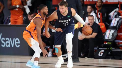 Porażka nie przeszkodziła w osiągnięciu celu. Mavericks pewni udziału w play-off