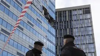 Uszkodzone wieżowce w Moskwie po ataku dronów