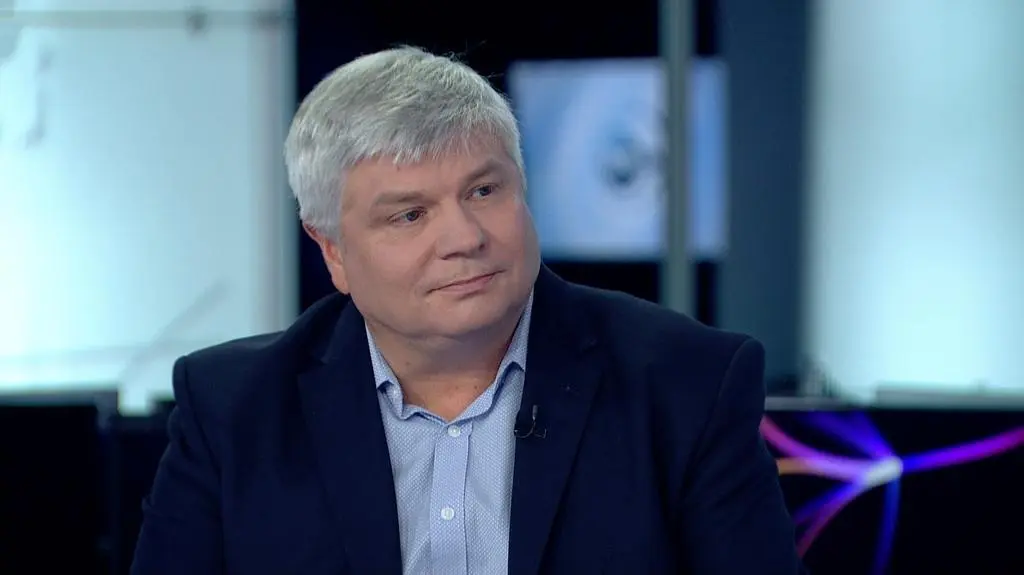 Cała rozmowa z Maciejem Laskiem o lotach marszałka Kuchcińskiego