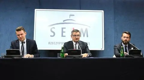 Marszałek przeprasza urażonych opozycja żąda dymisji i kontroli NIK