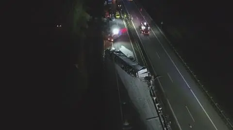 Straż pożarna relacjonuje śmiertelny wypadek na A2