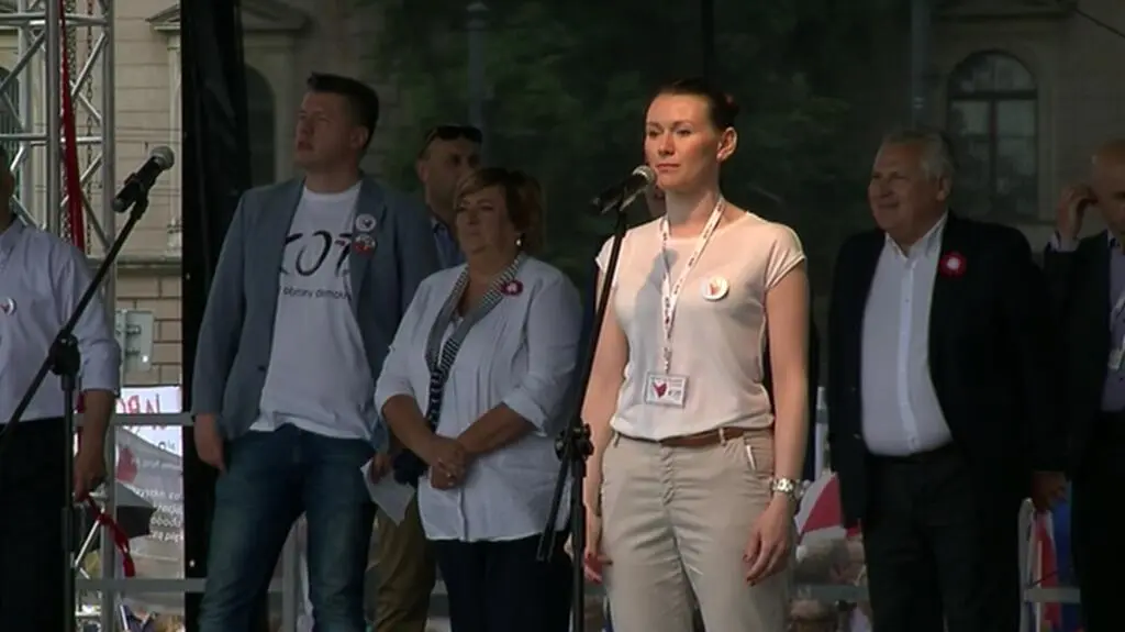 Śniegocka: było mi wstyd za rząd
