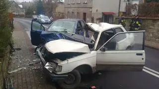 W czołowym zderzeniu zginęła 16-letnia dziewczyna