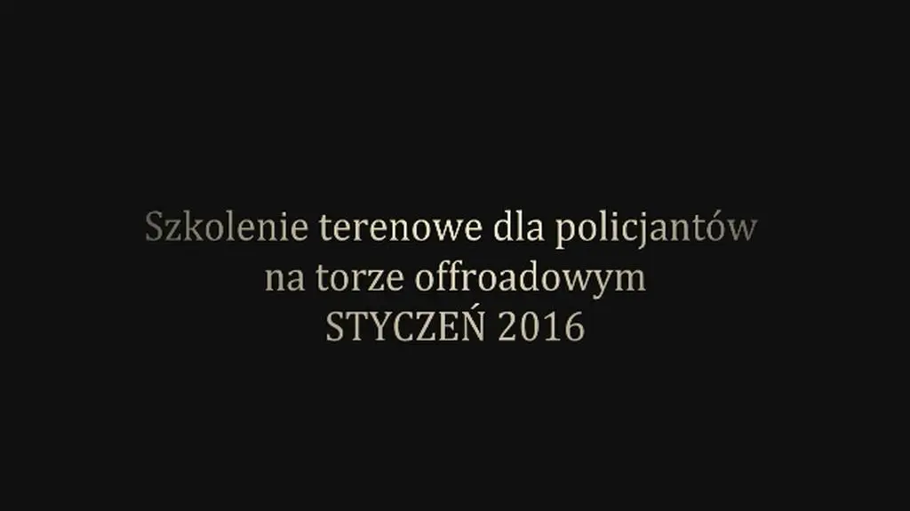 Szkolenie policjantów na torze offroadowym