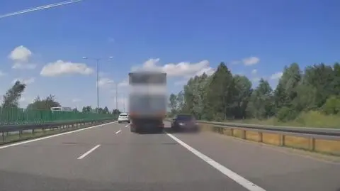 Pod prąd na drodze S7 koło Elbląga