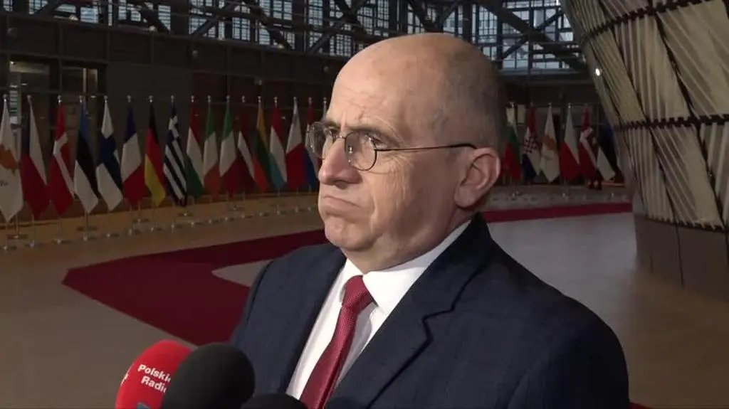 Minister Rau: