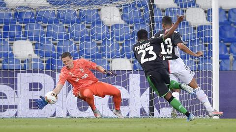 Szczęsny puścił trzy gole, a i tak został bohaterem