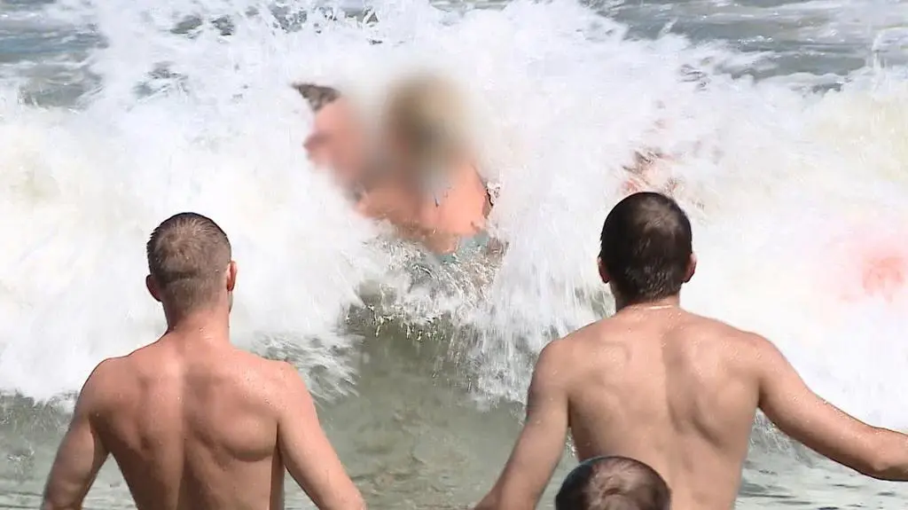 Jak pomóc tonącemu?