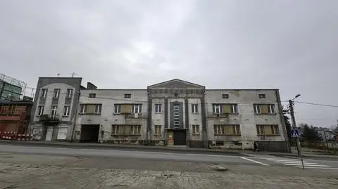 Zabytkowy budynek po urzędzie pocztowym numer 1 w Zgierzu