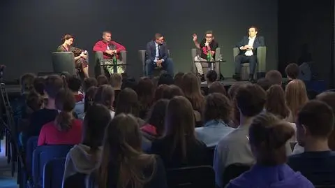 Spotkanie z bohaterami filmu "Sędziowie pod presją" w Pleszewie