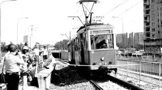 Otwarcie trasy tramwajowej na Chartowie w 1985 r