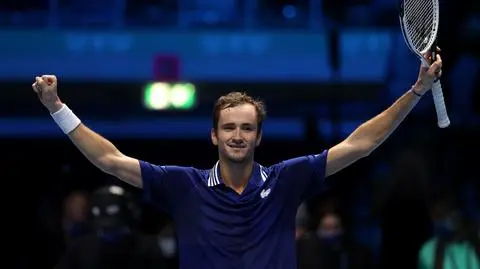 Najpierw Hurkacz, teraz Zverev. Rosjanin z drugą wygraną w ATP Finals