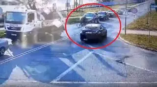 Potrącenie rowerzysty na przejściu dla pieszych