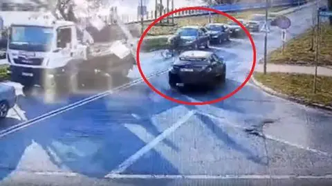 Potrącenie rowerzysty na przejściu dla pieszych