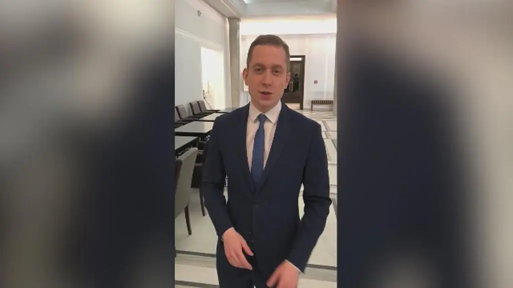 Cezary Tomczyk zamieścił film na Twitterze w którym mówił dlaczego nie wpuszczono dziennikarzy do Sejmu