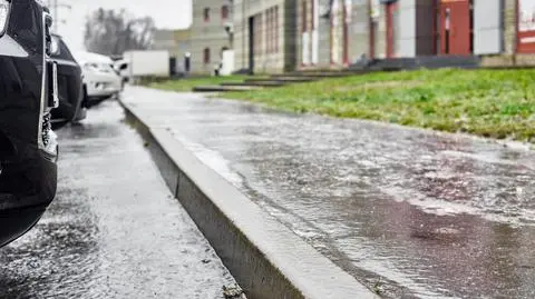 Gołoledź, opady marznące