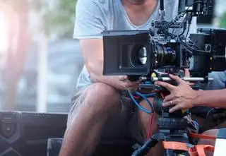 "Chłopi" oczami Jagny i nieznany Iwaszkiewicz. Nowe projekty polskich filmowców