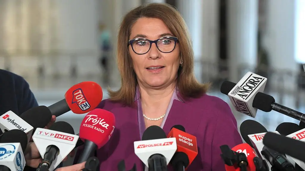 Nie pamiętam czy za PiS-owską szarańczę ktoś przeprosił