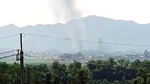 Dym unoszący się nad Koreą Północną