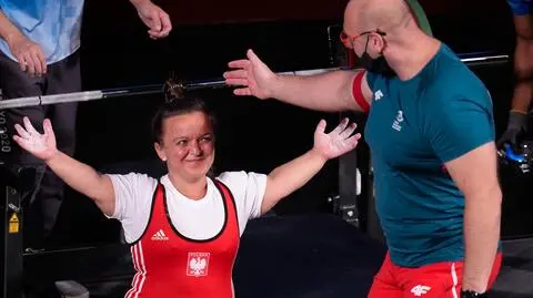 "Matka ciężarów" pęka z dumy. "Brąz cięższy od srebra"