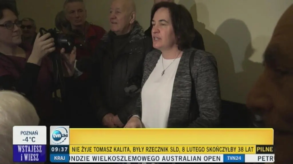 Skandowali na łyso przed sala sądową