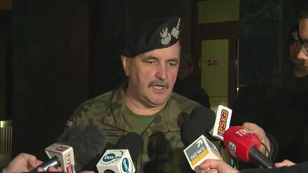 Gen. broni Jarosław Mika o katastrofie myśliwca