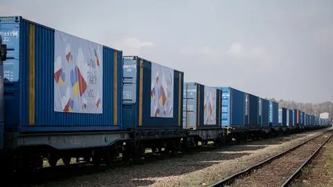 34 wagony docierają na Ukrainę