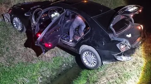 W trakcie uciećki przed policją wjechał do rowu