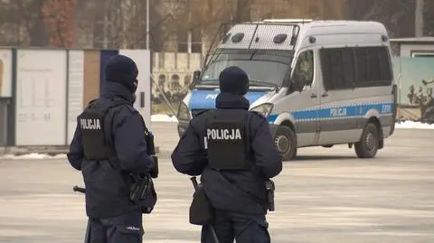 Polska policja w ogniu krytyki. "Polityka wdarła się w jej struktury i strasznie je niszczy"