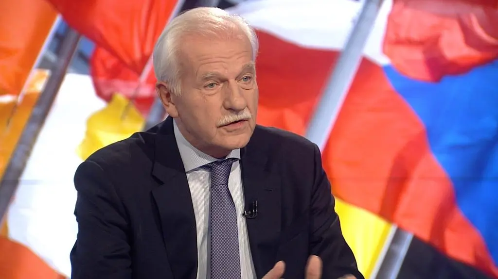 Olechowski zagłosowałby za rezolucją PE