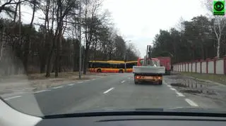 Autobus zablokował przejazd w Wawrze