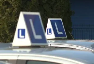 Zmiany w egzaminach na prawo jazdy. Są kontrowersje