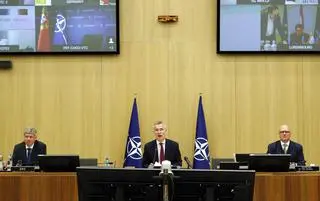 Aktualnie czytasz: NATO przygotowuje się na walkę z drugą falą pandemii