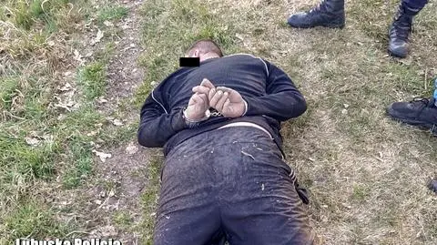 Desperacka ucieczka. Najpierw autem, potem pieszo, a na końcu wpław przez staw