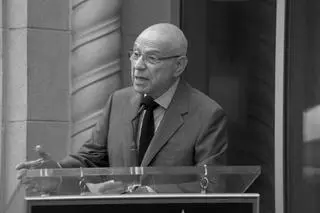 Alan Arkin