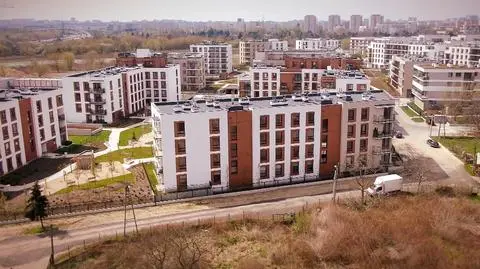 Kredyty drożeją, ceny żywności i paliw rosną. "Skala wzrostu nienotowana w historii" 