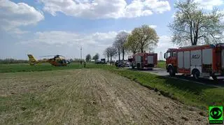 Kierowca stracił panowanie na prostym odcinku drogi i dachował