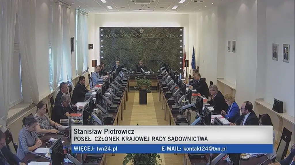 Stanisław Piotrowicz sugeruje że w pewnym zakresie dopuszczano się gróźb karalnych